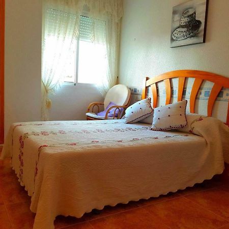 Sunny Appartment In The Center Torrevieja Exterior photo